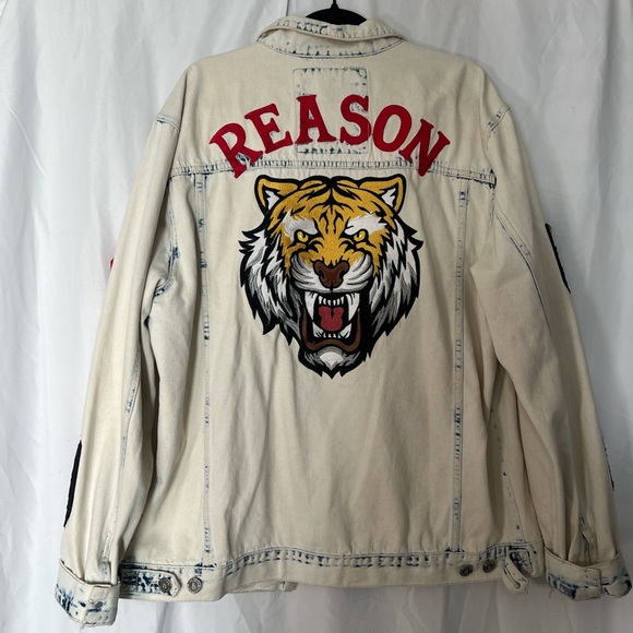 Reason Men's Off-White Denim Jacket with Tiger Motif - Picture 1 of 5